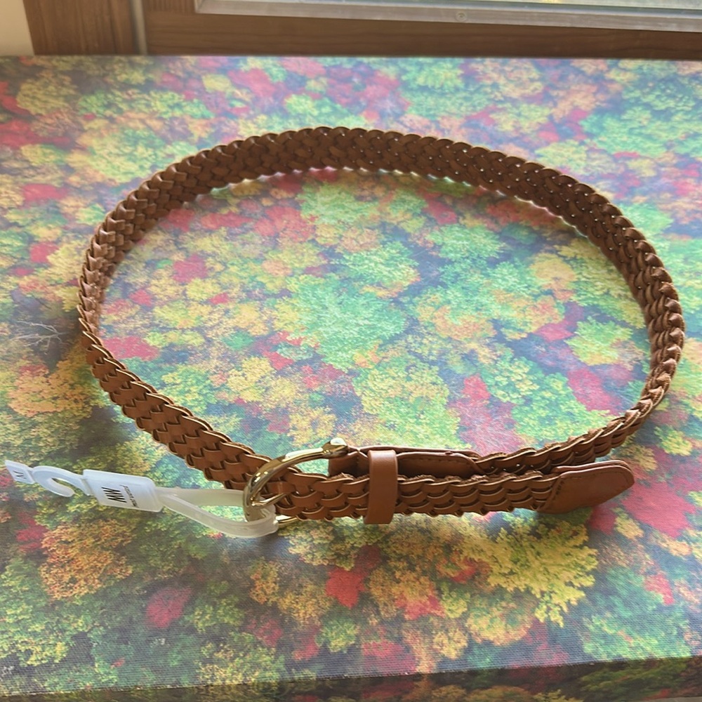 MV CLASSIC BRAIDED LEATHER BELT MEDIUM NWT